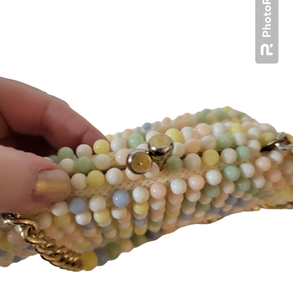 Debbie of John Wind Purse Beaded - Picture 3 of 7